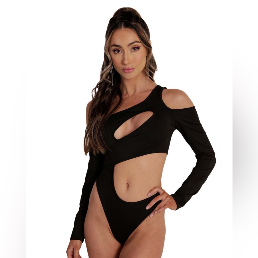 NWOT iHeartRaves Black Cut-out Bodysuit